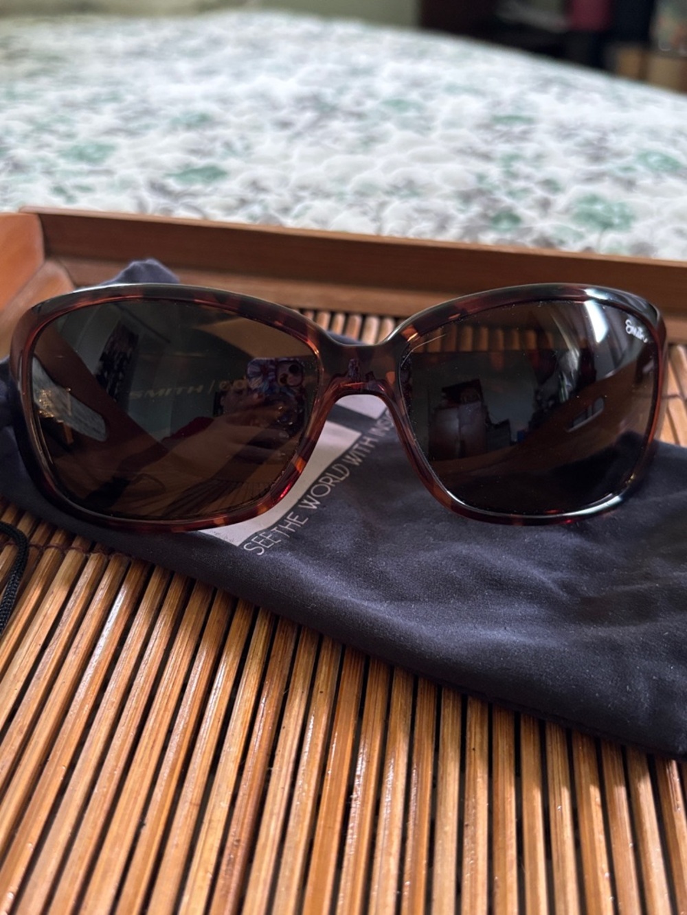 SMITH Tortoiseshell Brown Oversized Sunglasses with Dark Lenses